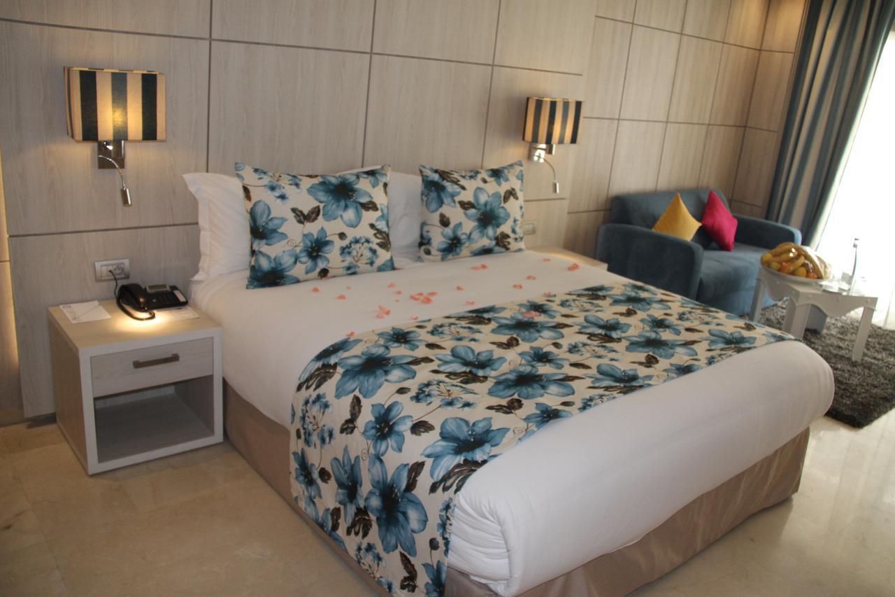Zaki Hotel แมกเนส ภายนอก รูปภาพ