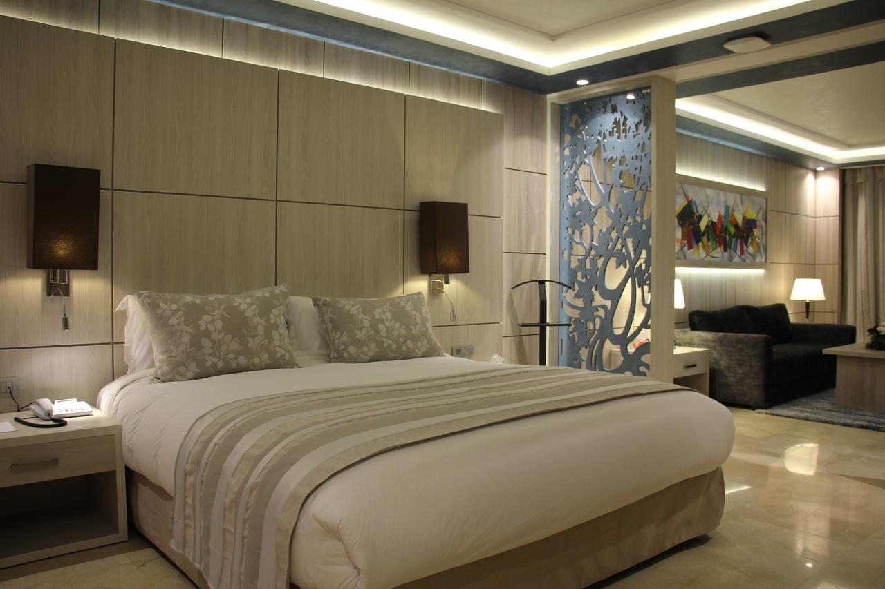 Zaki Hotel แมกเนส ภายนอก รูปภาพ