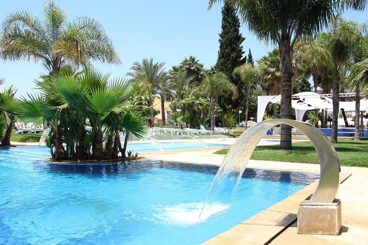 Zaki Hotel แมกเนส ภายนอก รูปภาพ